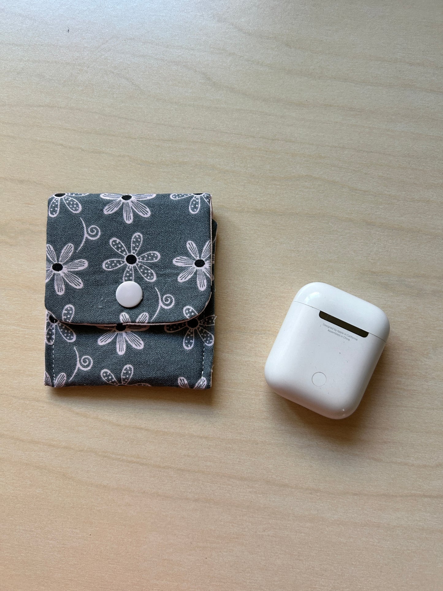AirPod Snap Pouch