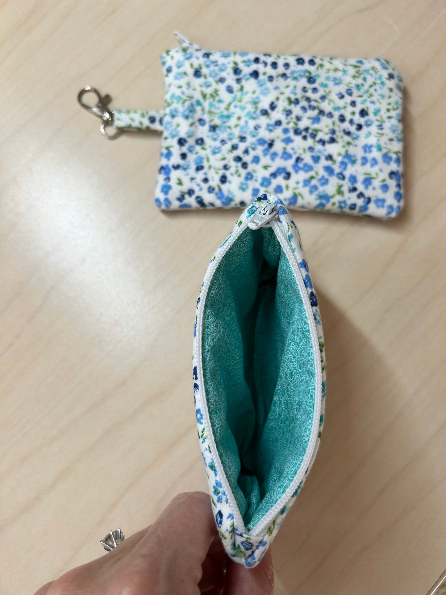Versatile Quilted Pouch Wallet