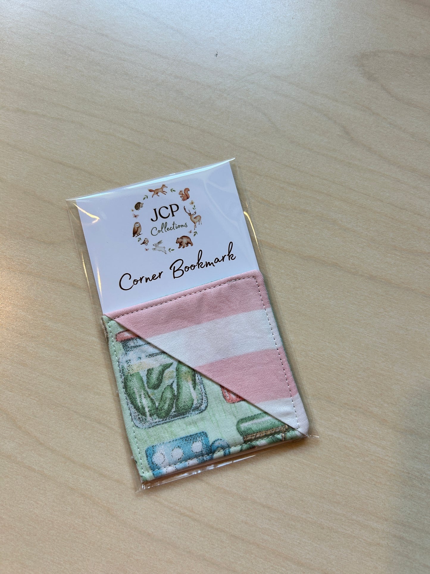 Fabric Corner Bookmarks