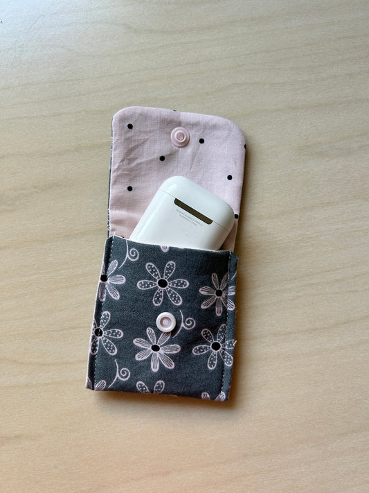 AirPod Snap Pouch